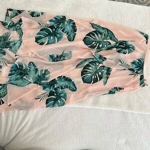 Mahina Floral skirt size medium